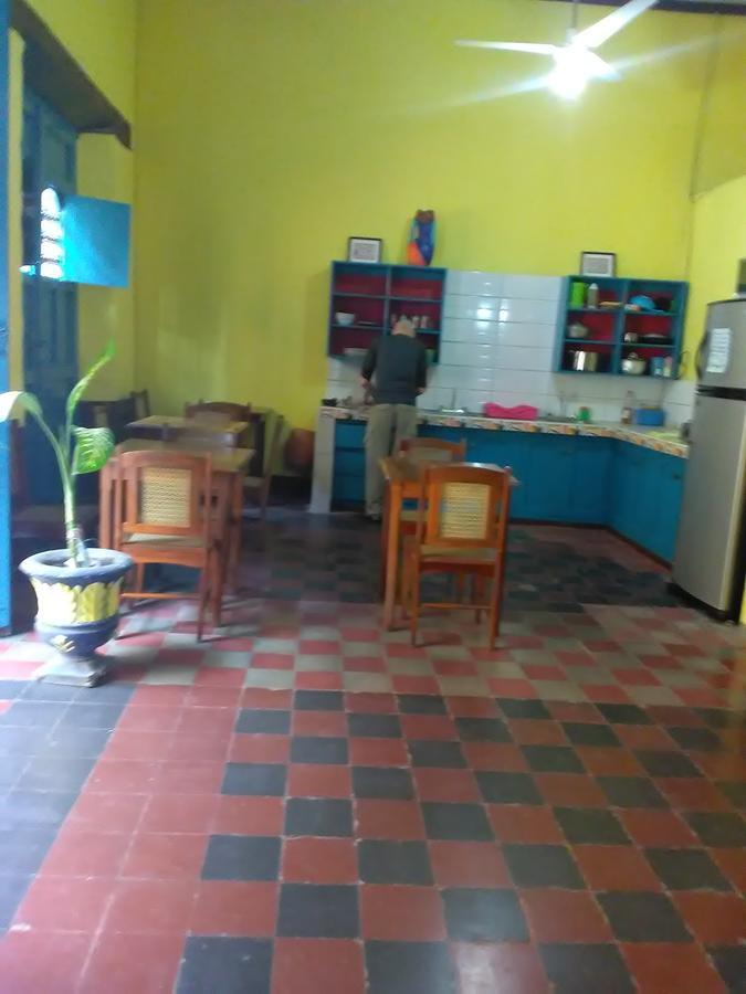 Hostal Casa Ivana Леон Екстер'єр фото